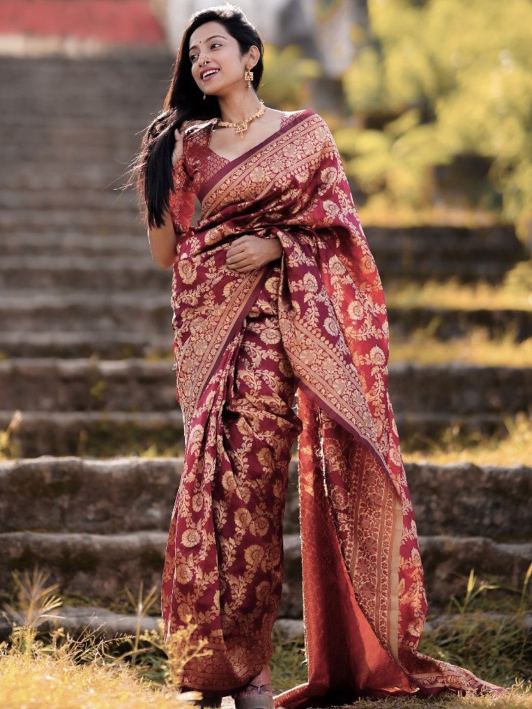 

KALINI Woven Design Zari Silk Blend Saree, Maroon