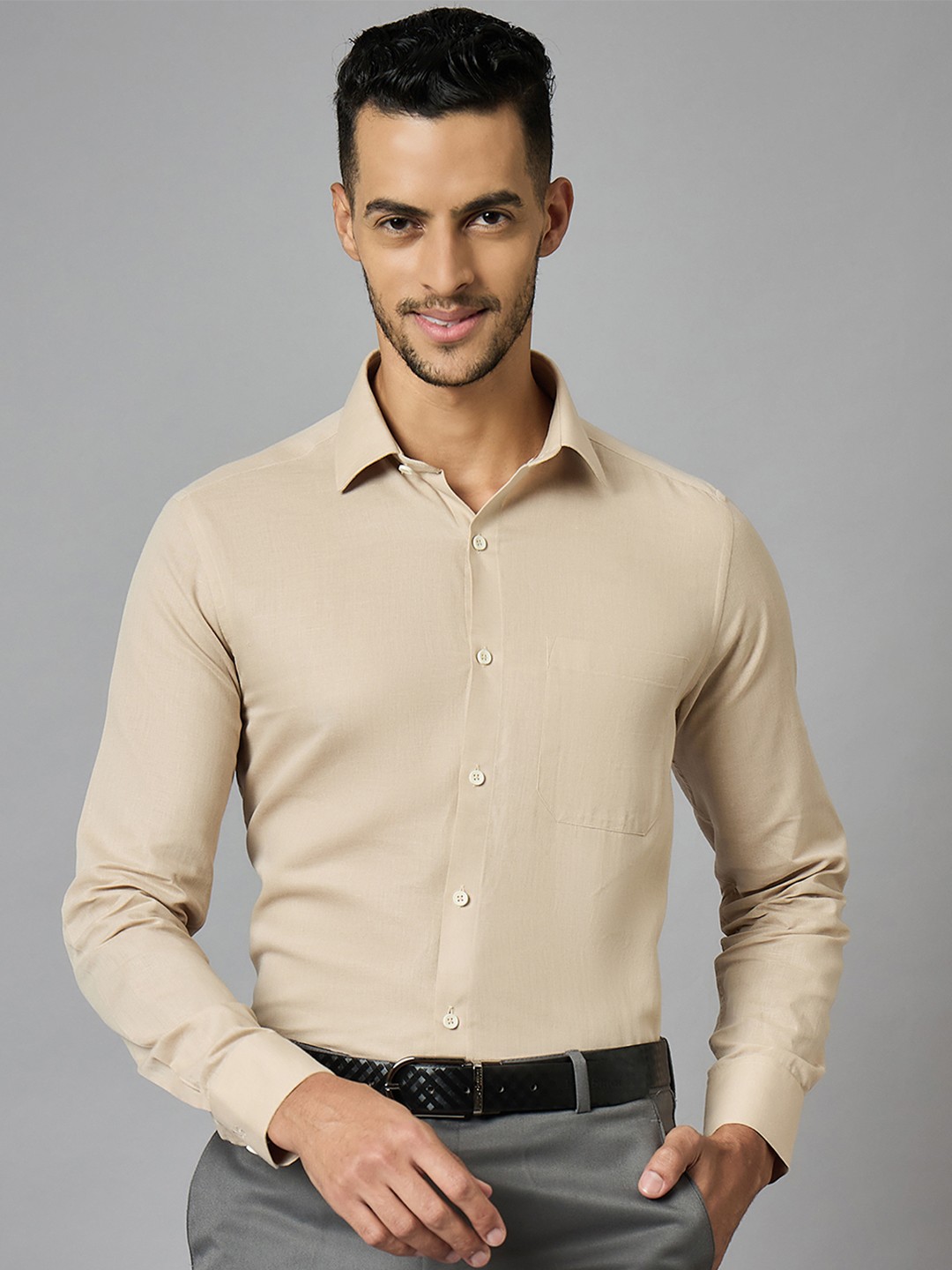 

LOUIS STITCH Men Classic Beige Spread Collar Solid Cotton Linen Formal Shirt