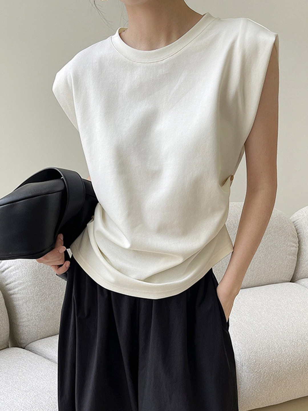 

LULU & SKY Women Solid Round Neck Top, White