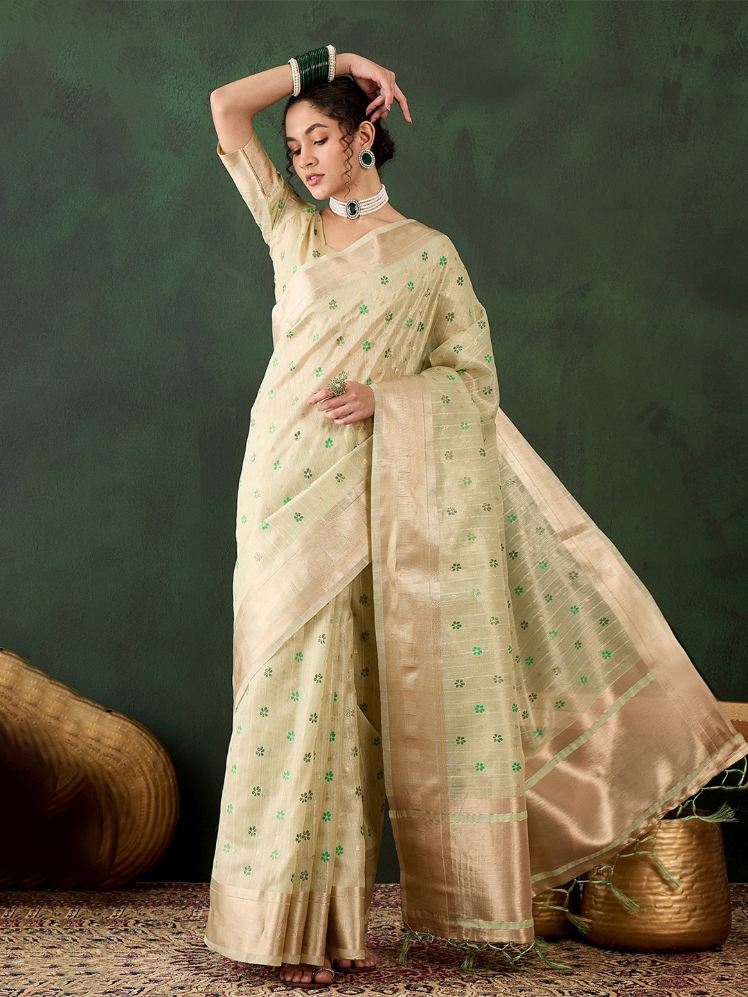 

MySilkLove Floral Zari Organza Saree, Green