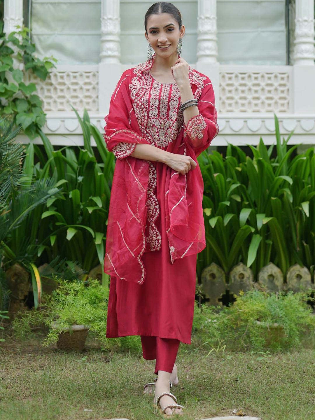 

Indo Era Ethnic Motifs Embroidered Liva Kurta With Trousers & Dupatta, Red