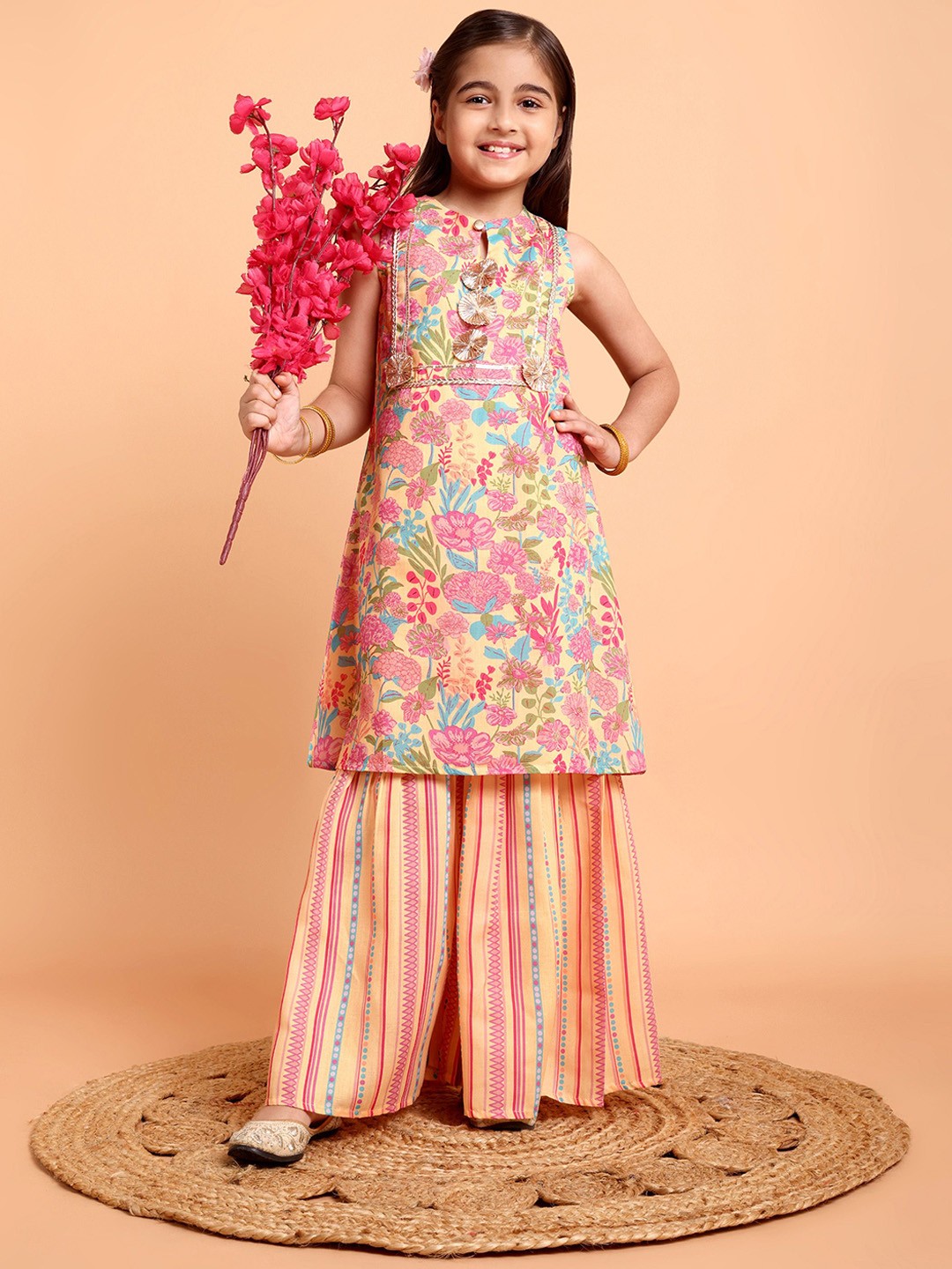 

Sangria Girls Floral Printed Pleated Kurta with Sharara, Yellow