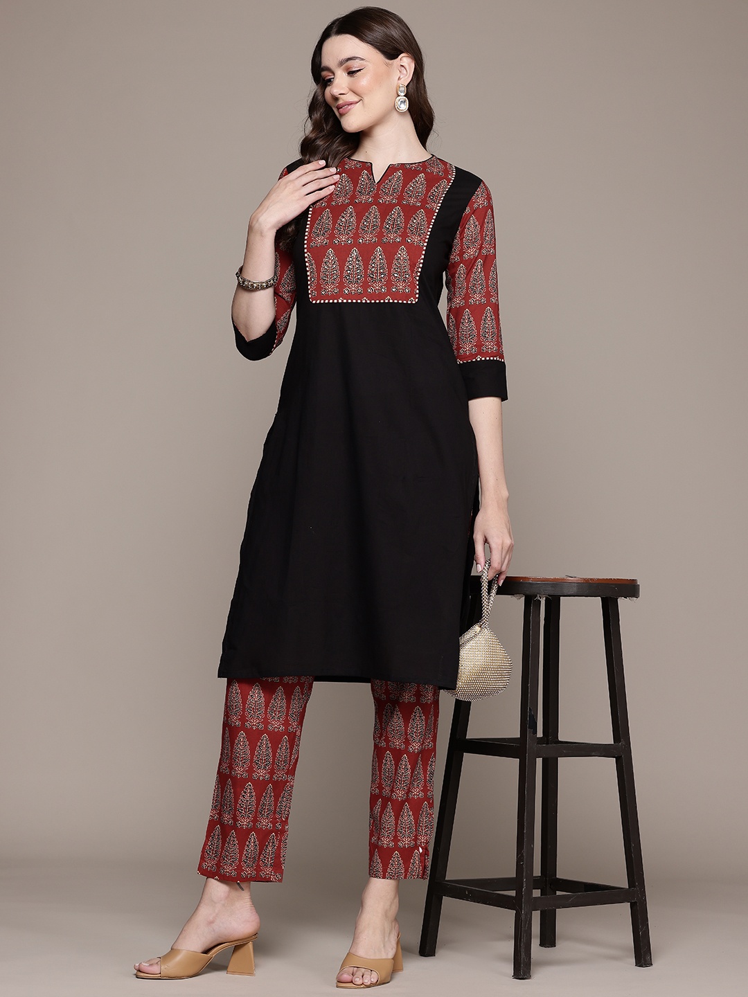 Readiprint Floral Yoke Design Sequinned Pure Cotton Kurta with Palazzos, Black