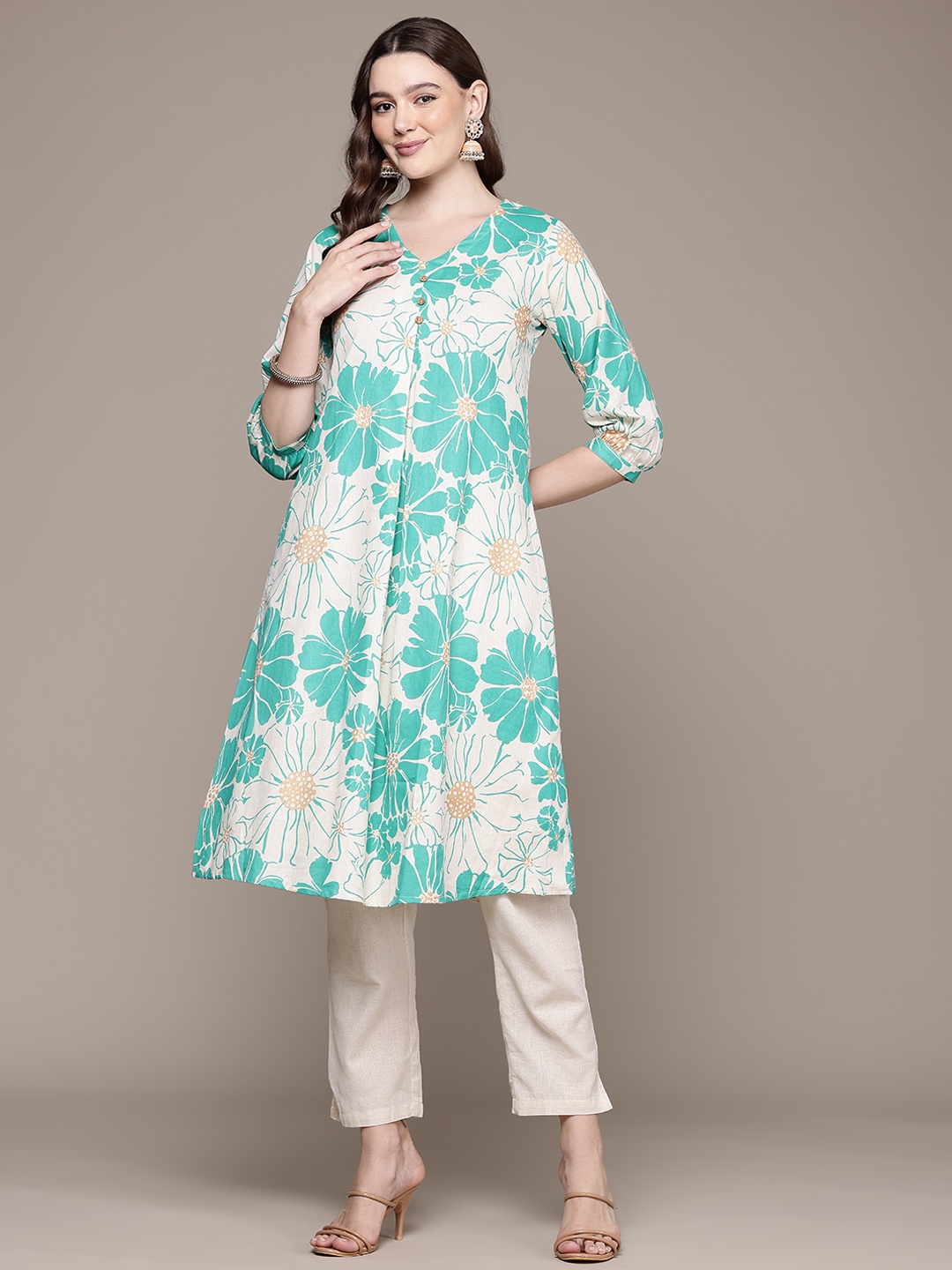 

Readiprint Floral Printed Pleated Pure Cotton Kurta with Trousers, Sea green