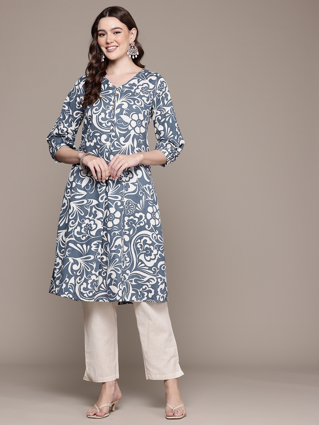 

Readiprint Floral Printed Pleated Pure Cotton Kurta with Trousers, Blue