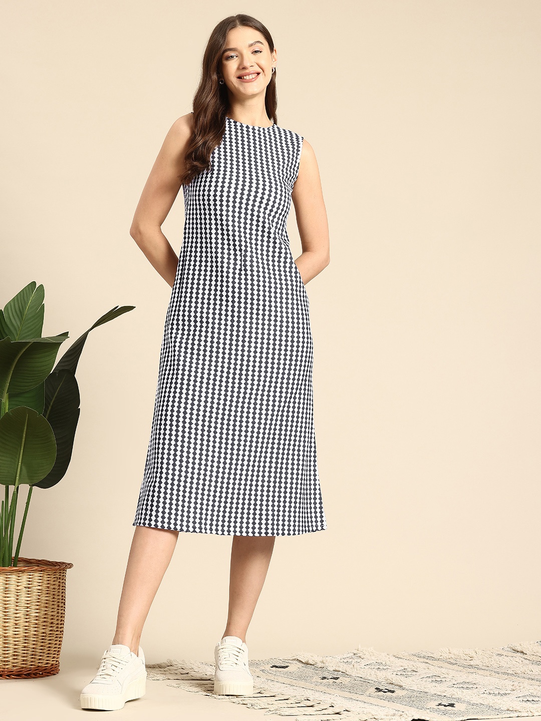 

Mast & Harbour Geometric Self-Design A-Line Midi Dress, White