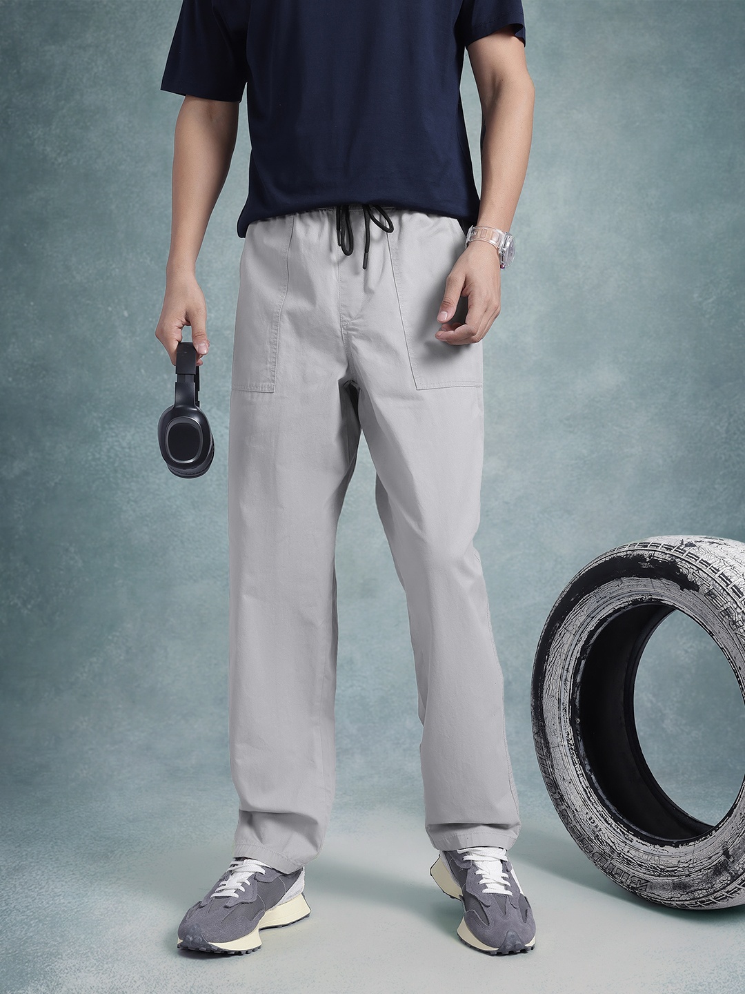 

The Roadster Life Co. Men Cotton Relaxed Trousers, Grey