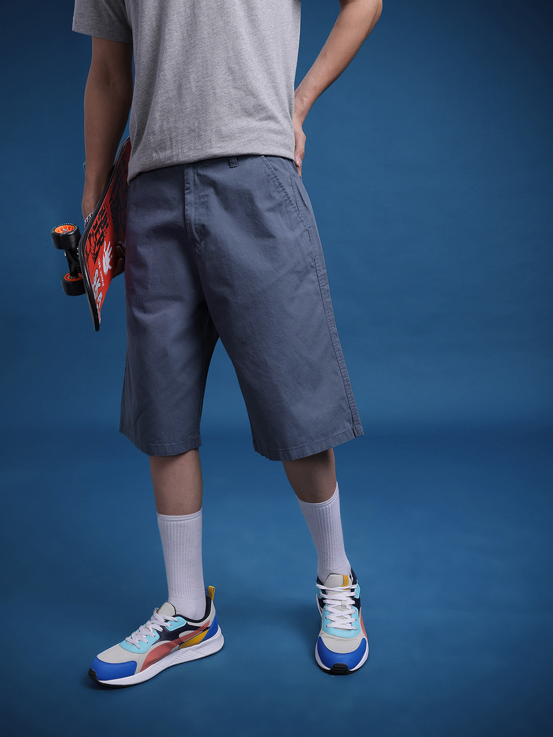 

The Roadster Life Co. Men Baggy Fit Shorts, Navy blue