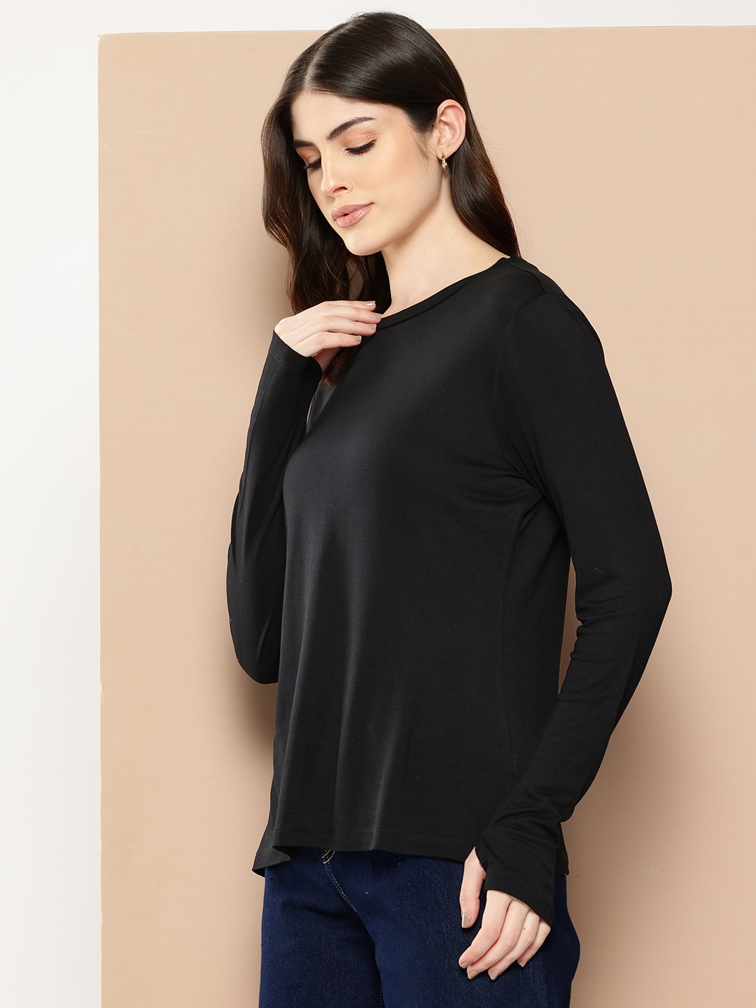 

her by invictus Slim Fit T-shirt, Black