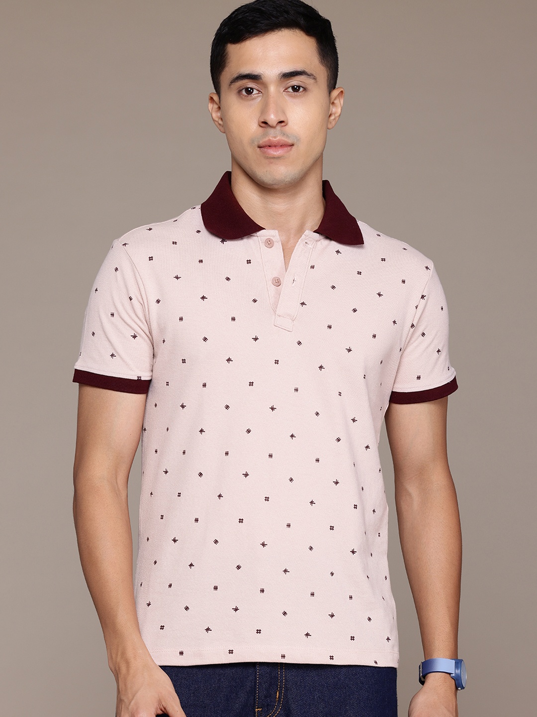 

Roadster Men Polo Collar T-shirt, Pink