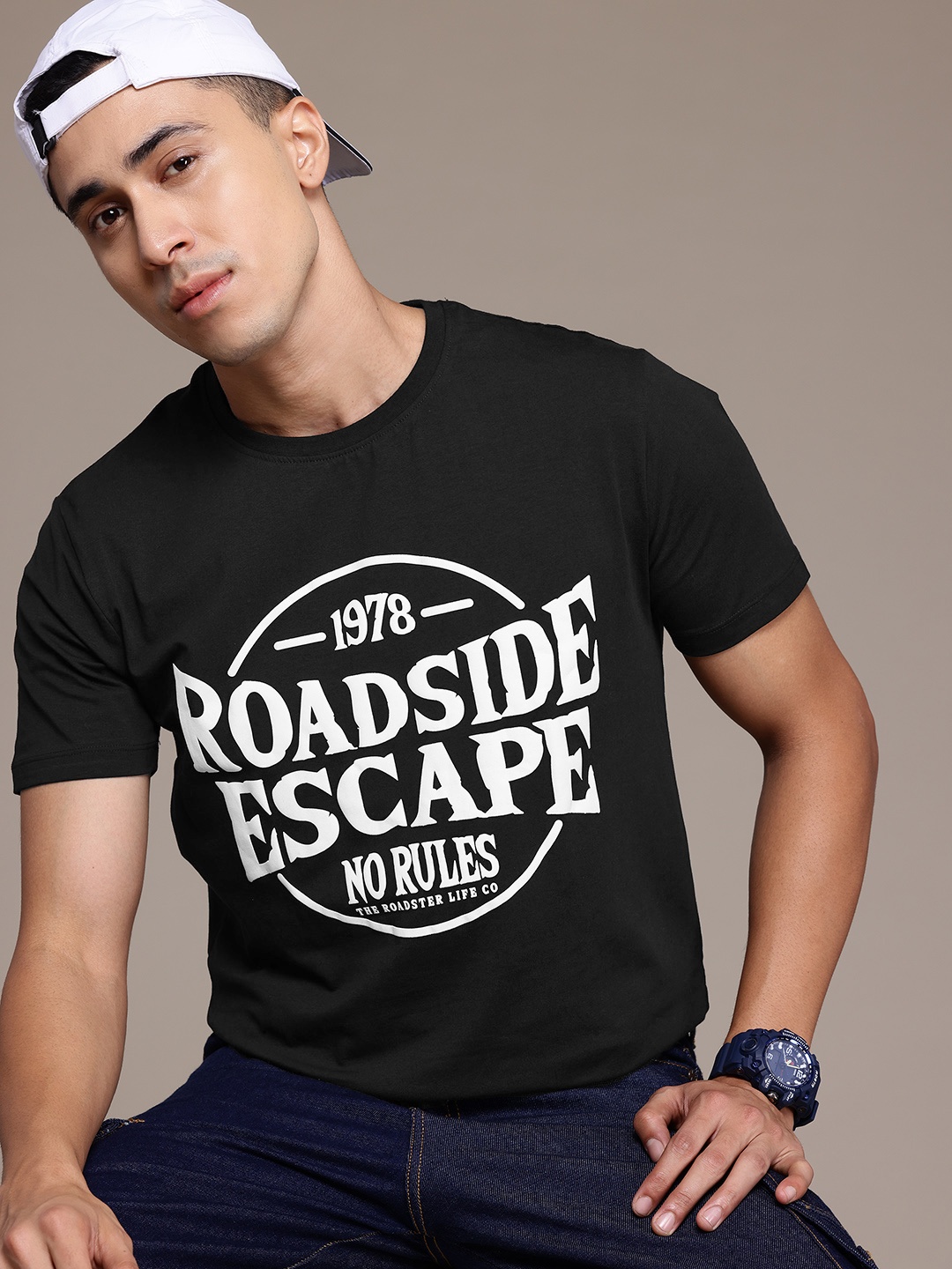 

Roadster Men Typography Printed T-shirt, Black