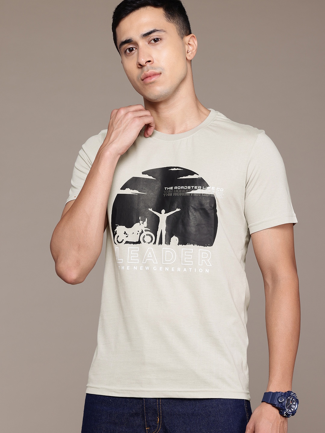 

Roadster Men Printed T-shirt, Green