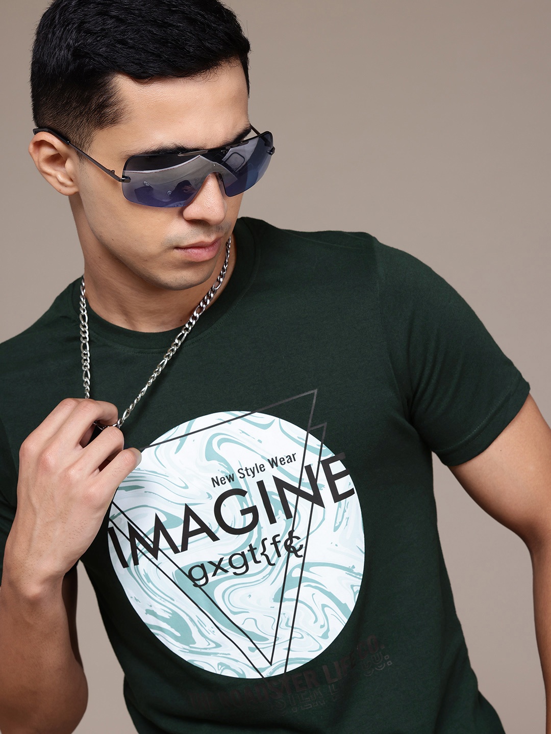 

Roadster Men Printed T-shirt, Olive