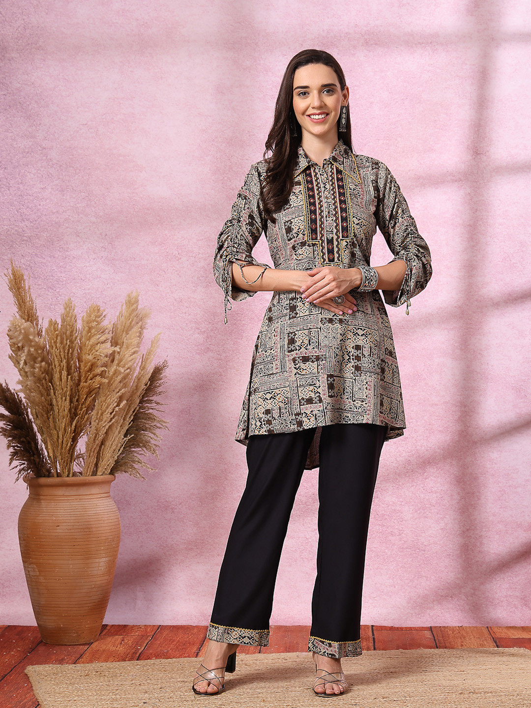 

Nayam By Lakshita Printed Shirt Collar Tunic With Palazzo, Black