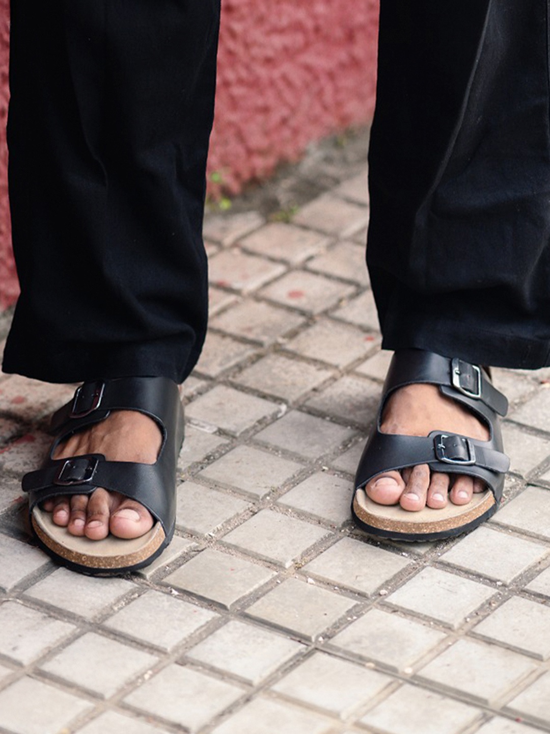 

HF JOURNEY Men Regular Width Buckle Detail Leather Comfort cork Sandals, Black