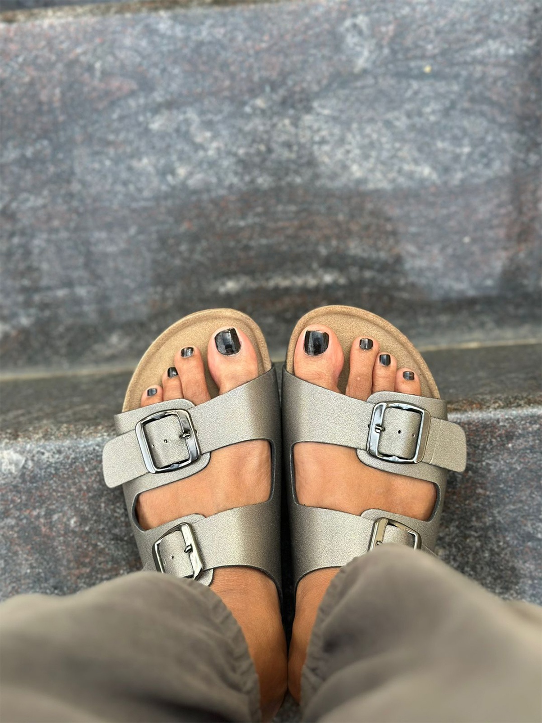

HF JOURNEY Women Metallic Width Buckle Comfort Cork Sandals, Grey