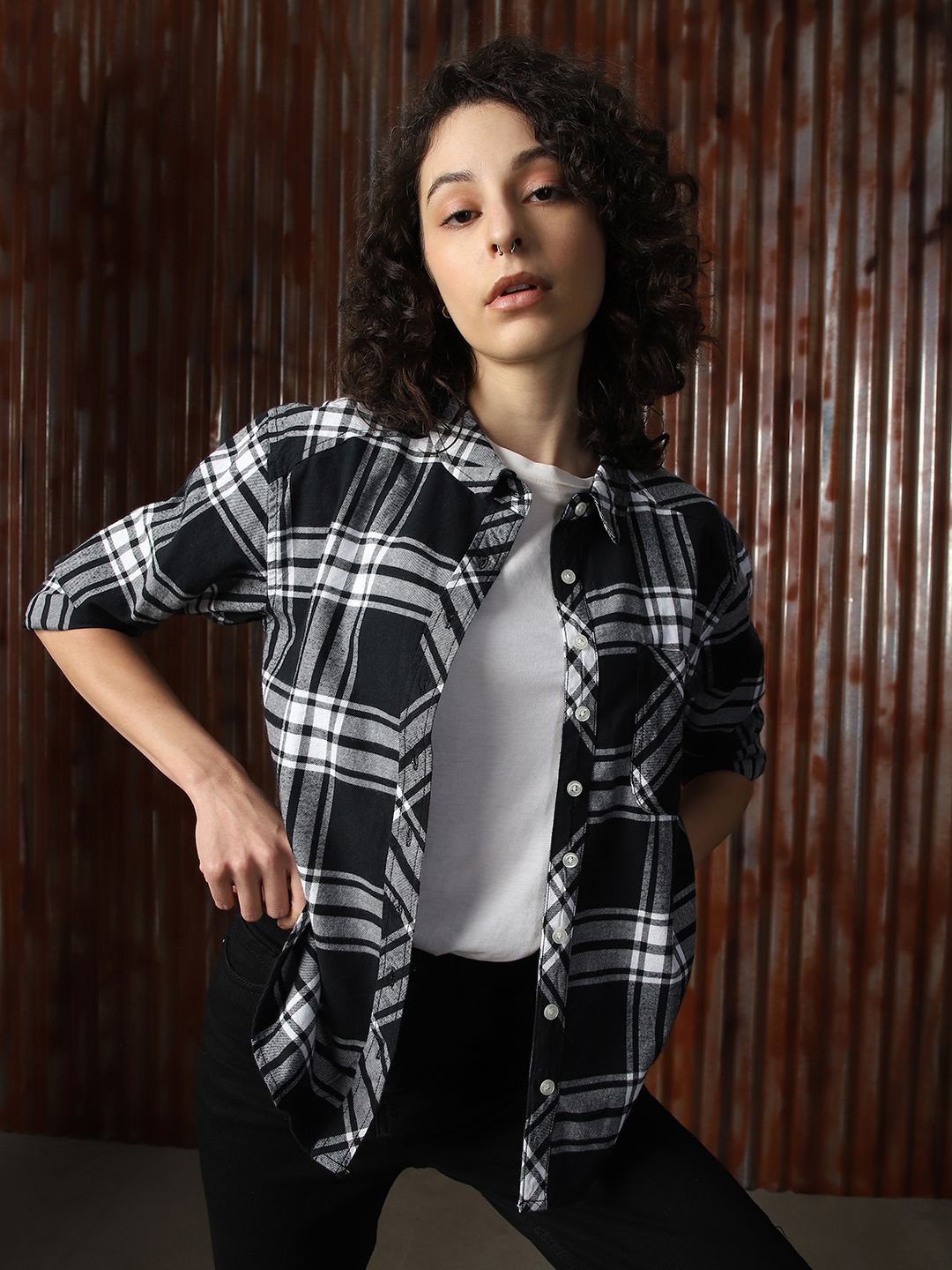 

High Star Women Relaxed Opaque Checked cotton boxy fit Casual Shirt, Black