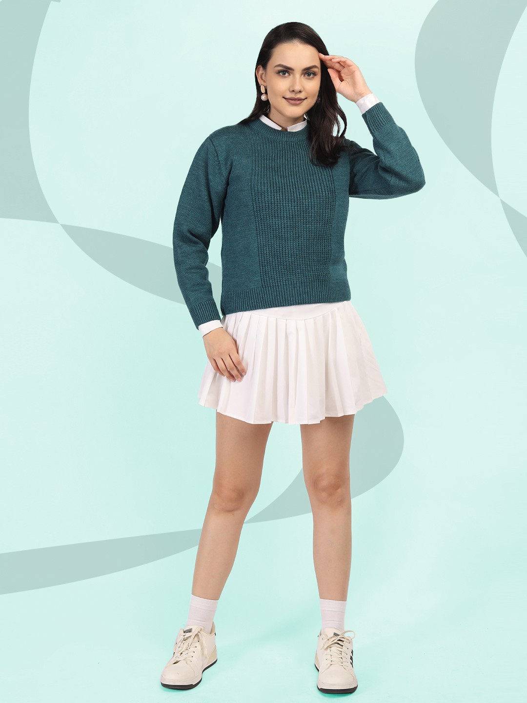 

The Roadster Lifestyle Co Women Round Neck Pullover Sweater, Teal