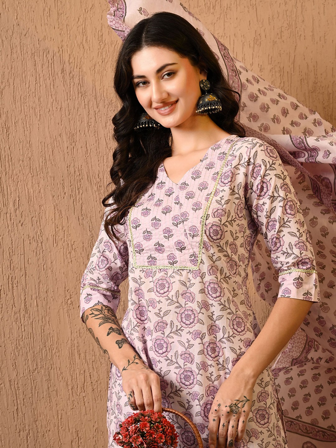

KEOSA Women Floral Printed Thread Work Pure Cotton Kurta with Trousers & With Dupatta, White
