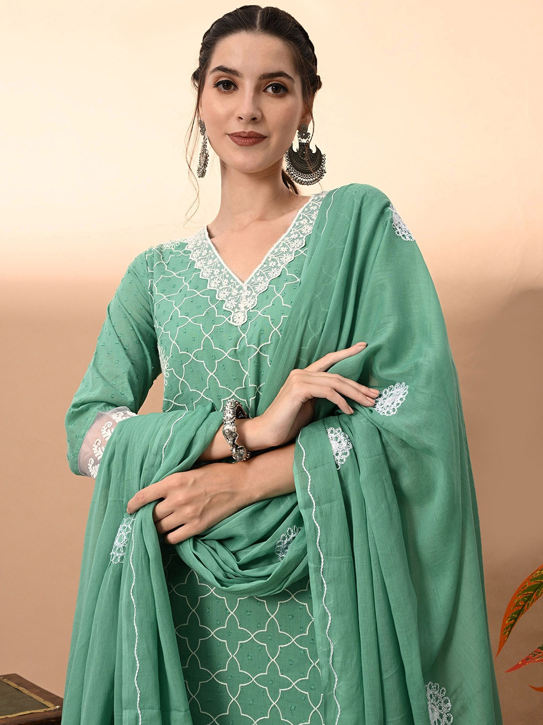 KEOSA Women Floral Embroidered Thread Work Pure Cotton Kurta with Trousers & With Dupatta, Green