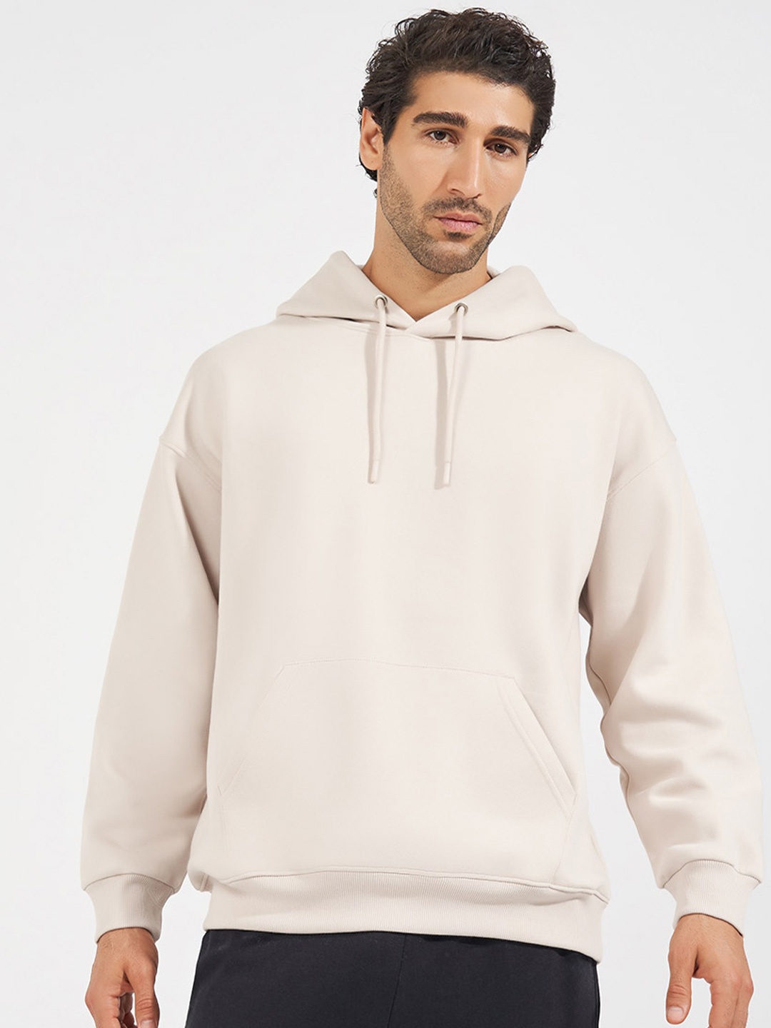

Styli Men Solid Relaxed Fit Hooded Pullover Sweatshirt, Cream