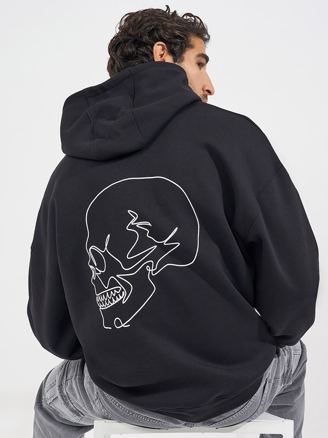 

Styli Skull Men Graphic Printed Hooded Heavy Oversized Sweatshirt, Black
