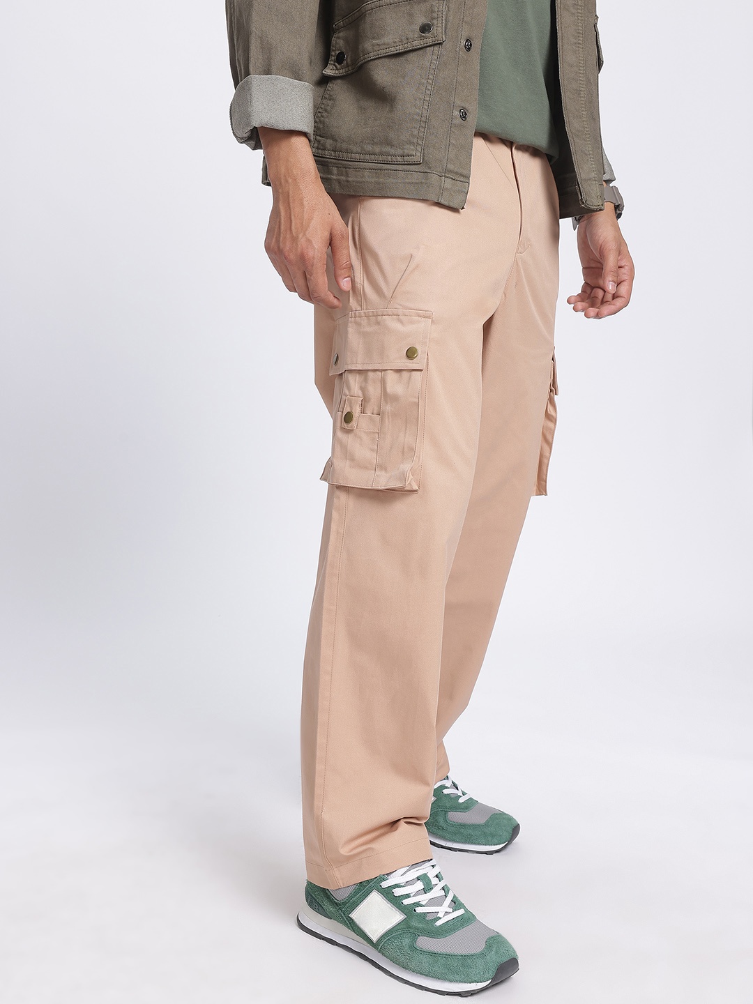 

glitchez Men Freedom Flow Relaxed Fit Cargo Trouser, Beige
