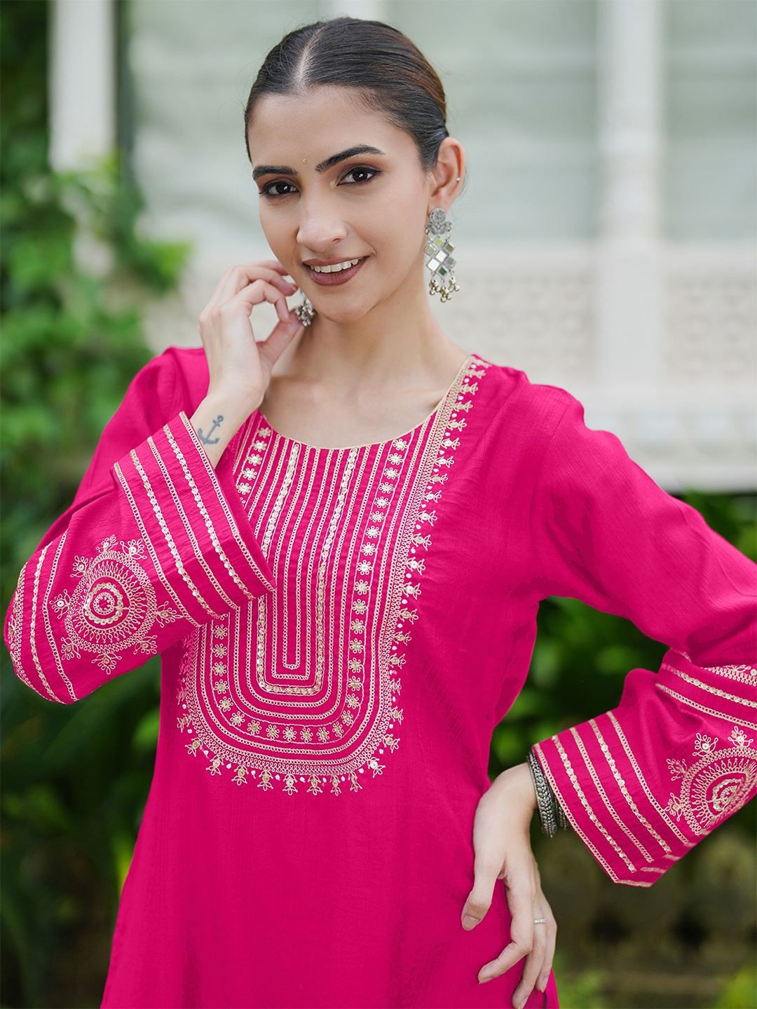 

Indo Era Women Ethnic Motifs Embroidered Regular Sequinned Kurta with Trousers, Pink