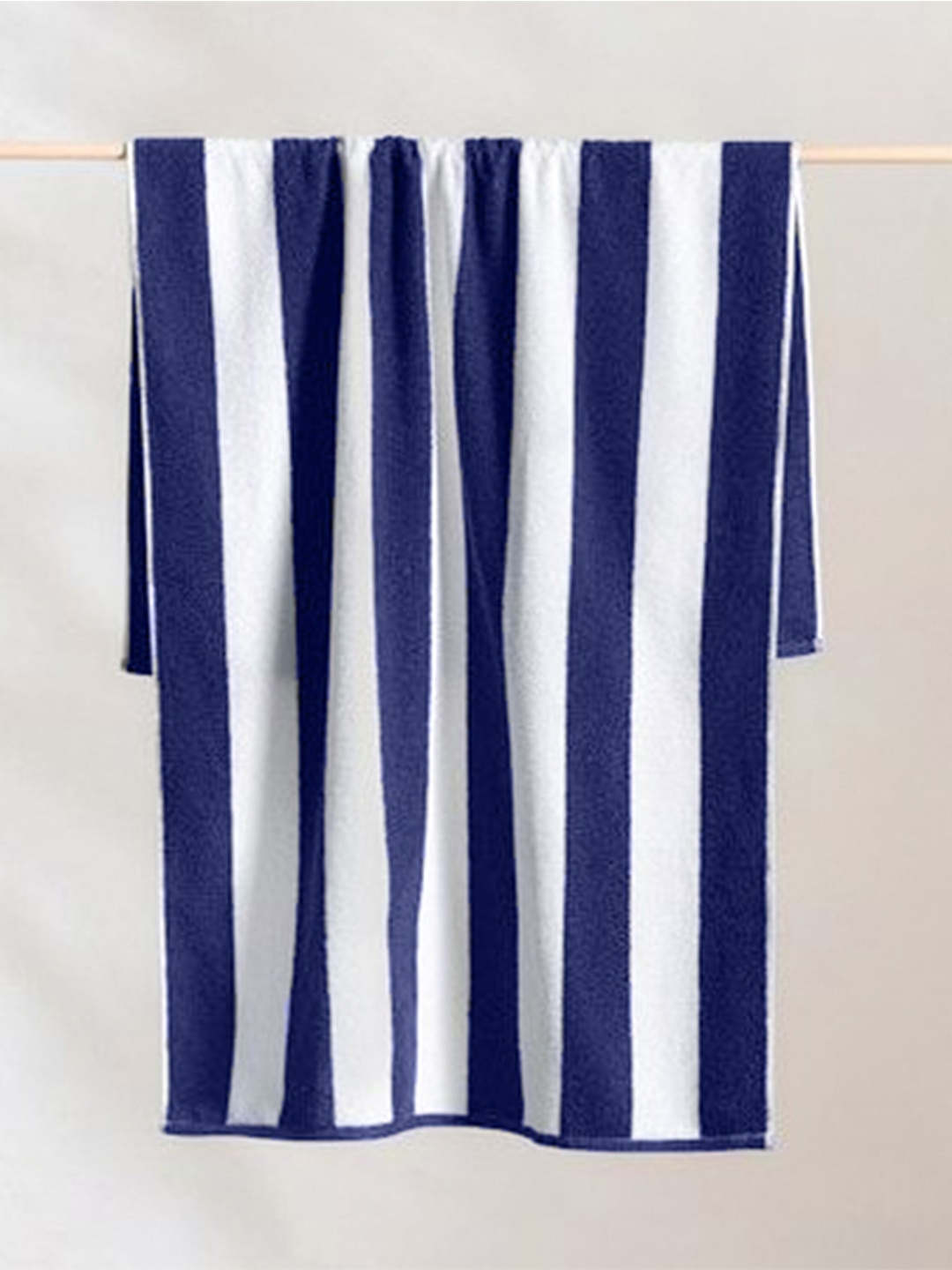 

HOME PLUS STUDIOS Blue & White Striped Cotton 450 GSM Beach Towels