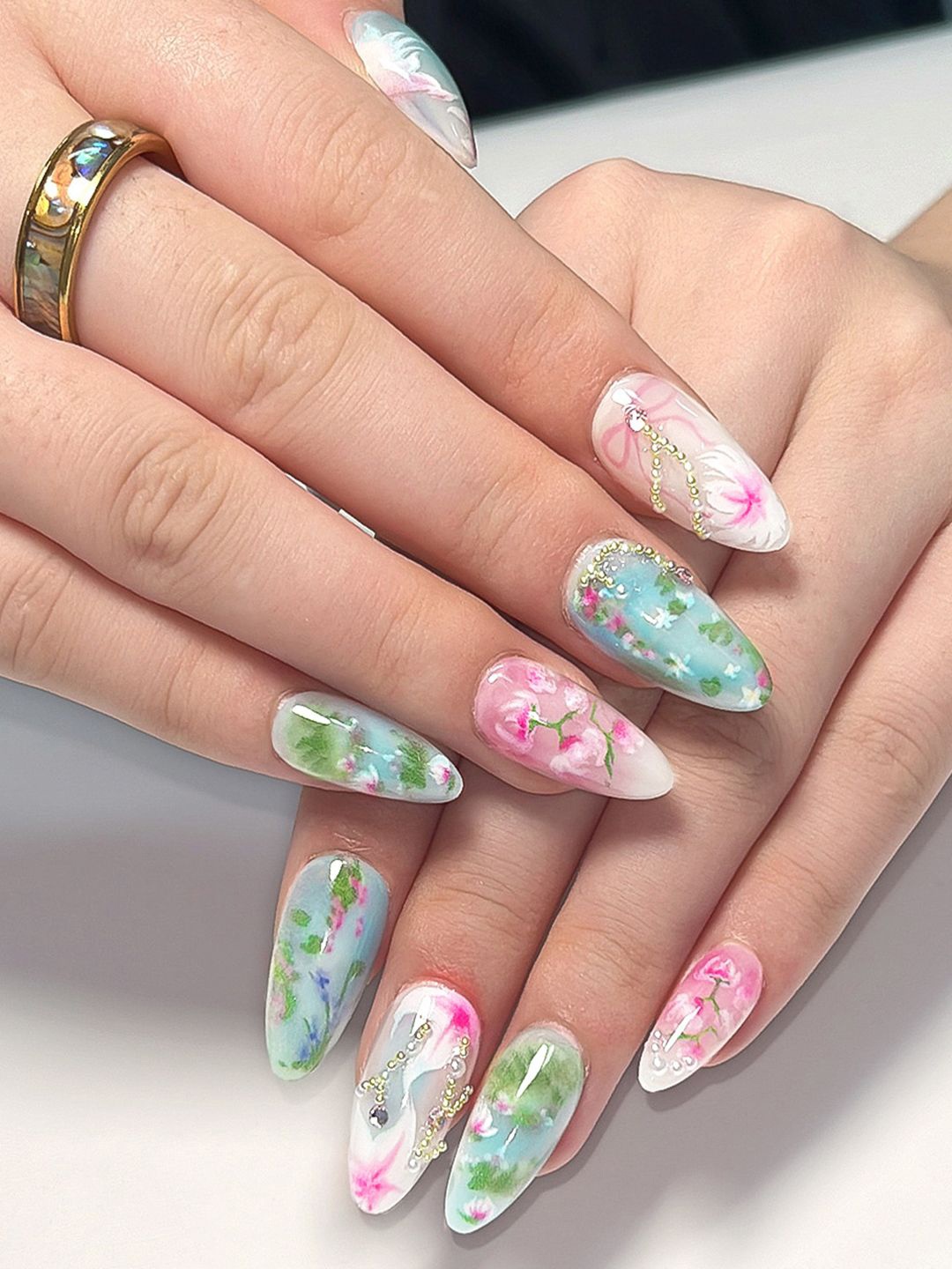 

Secret Lives 3D Pearls & Flower Print Nail Art- 24 Pieces, Blue