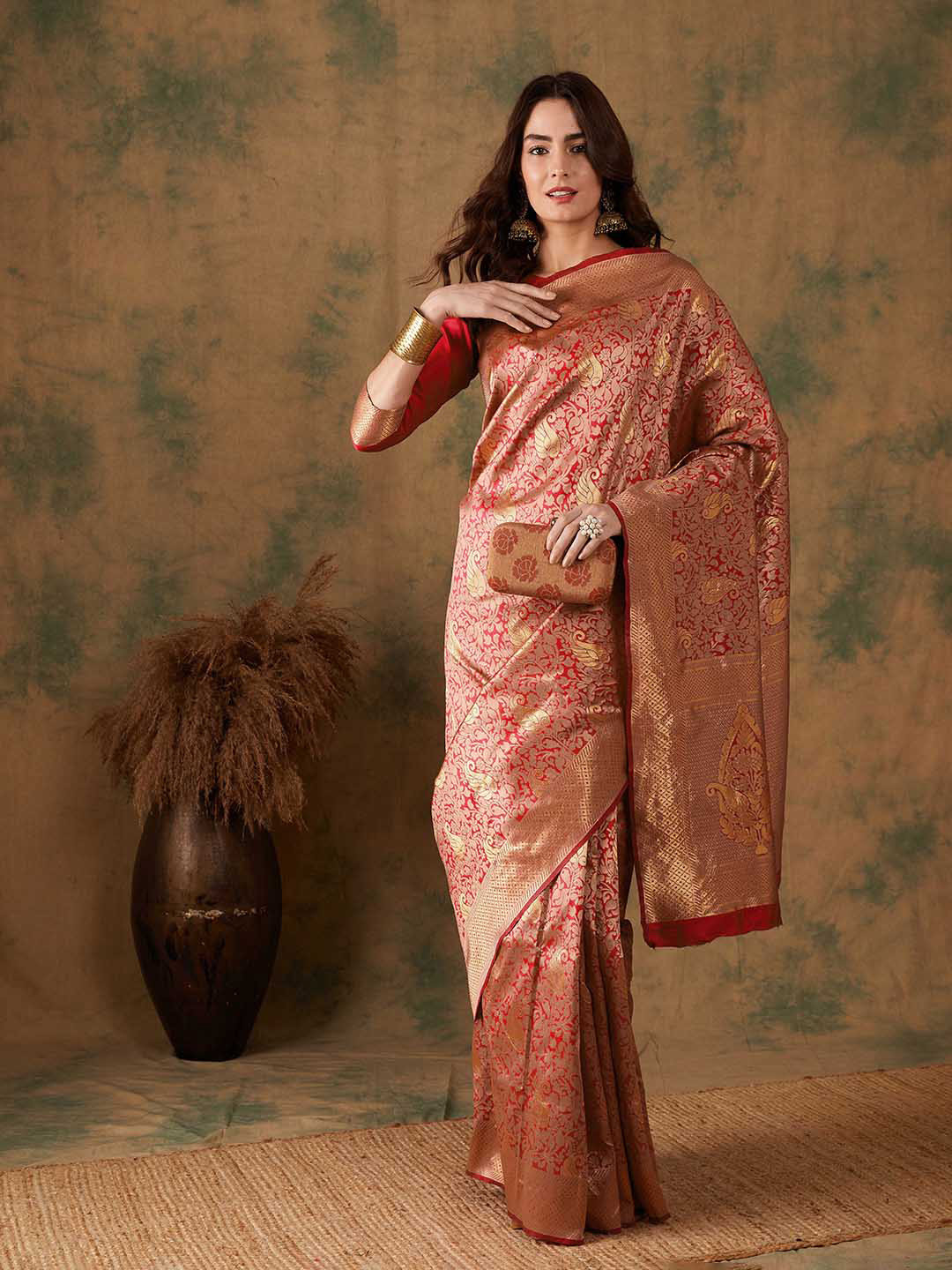 

DIVASTRI Woven Design Zari Designer Banarasi Saree, Red