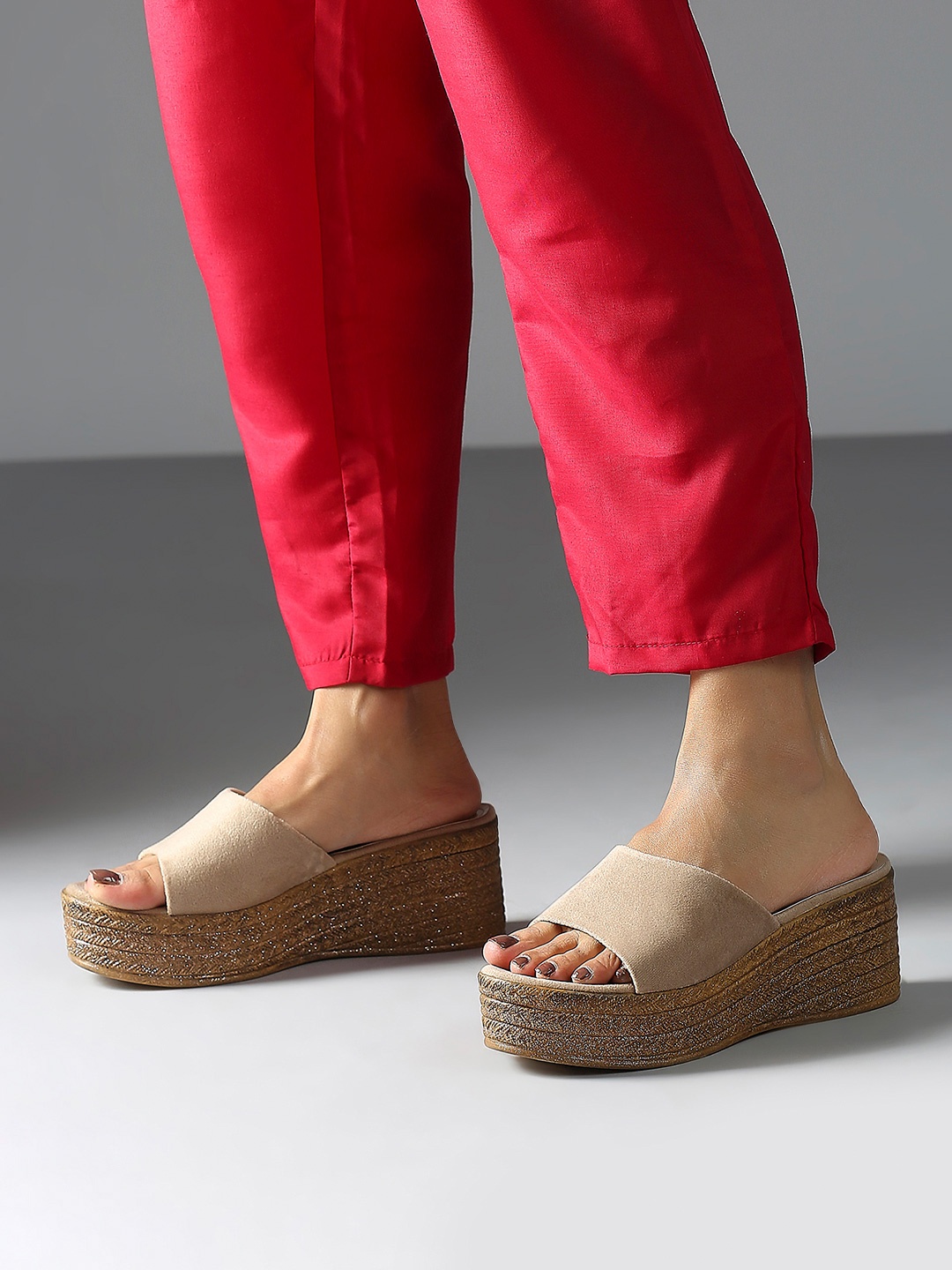 

Inc 5 Womens Beige Casual Open toe Wedges Mules