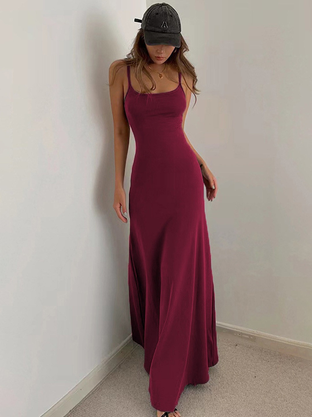 

LULU & SKY Solid Sleeveless Maxi Dress, Red