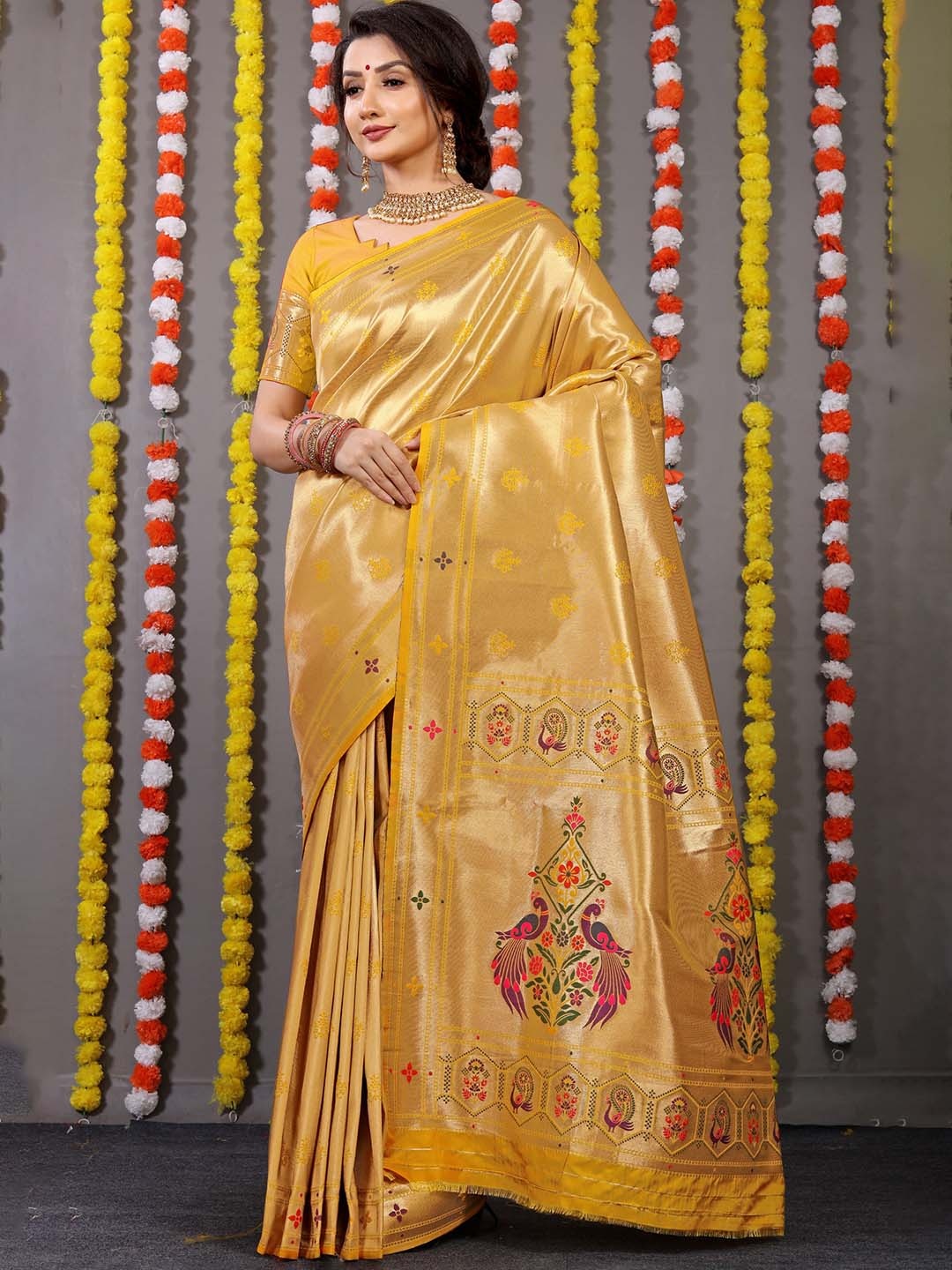 

Royal Rajgharana Saree Woven Design Zari Pure Silk Heavy Work Paithani Sarees, Yellow