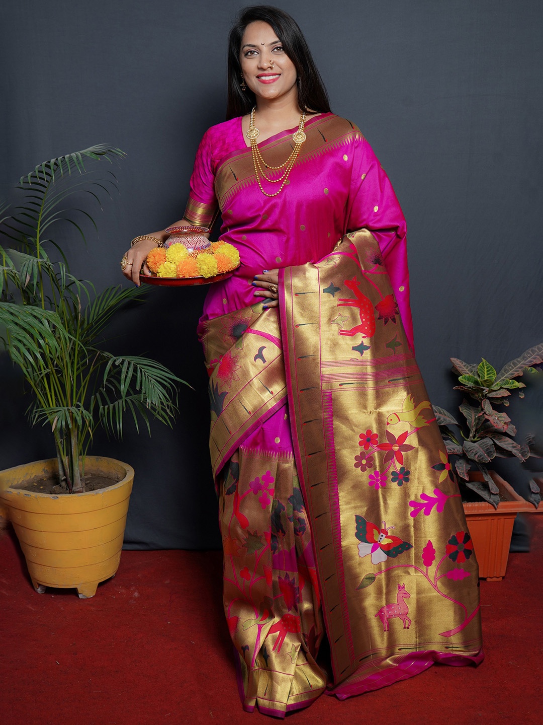 

Royal Rajgharana Saree Woven Design Zari Pure Silk Heavy Work Paithani Sarees, Pink