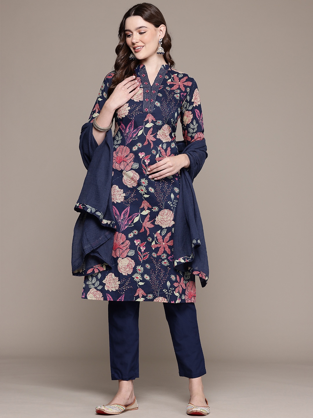 

Readiprint Floral Printed Thread Work Pure Cotton Kurta Set, Navy blue