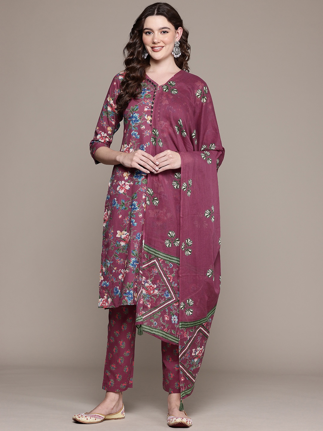 

Readiprint Floral Printed Thread Work Pure Cotton Kurta Set, Purple