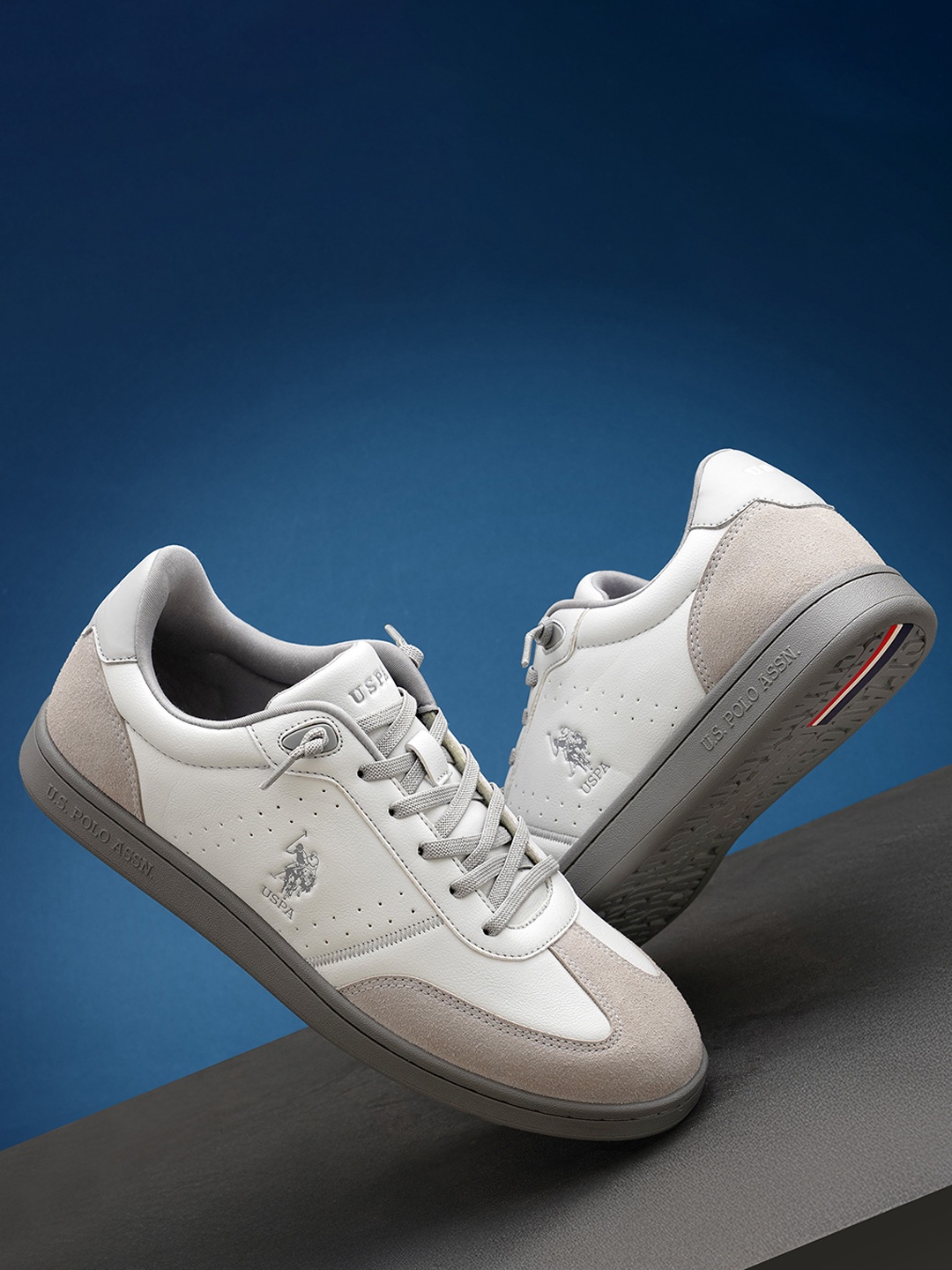 

U.S. Polo Assn. Men PU Sneakers, Grey