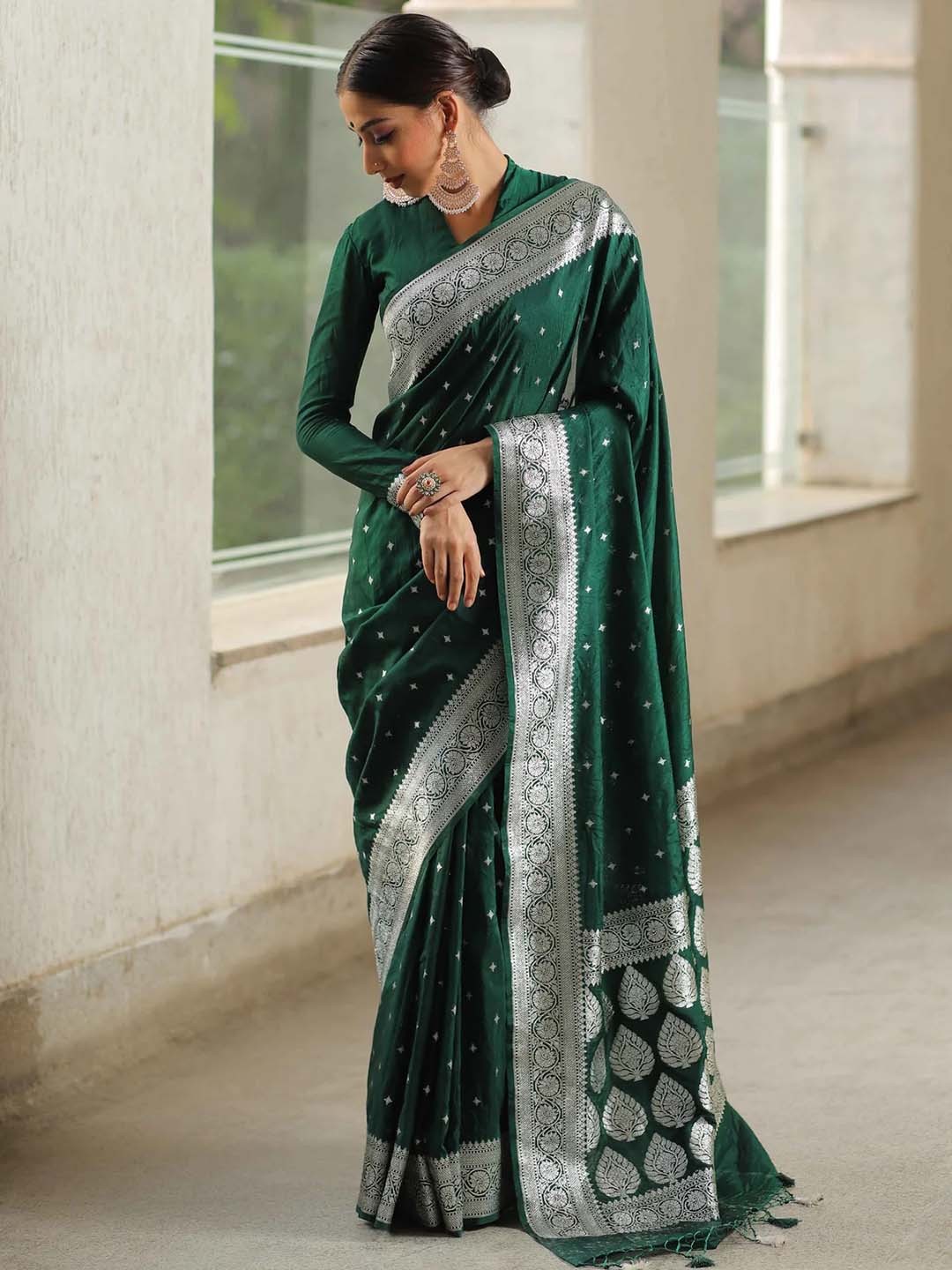 

QENY Woven Design Zari Traditional Banarasi Saree, Green