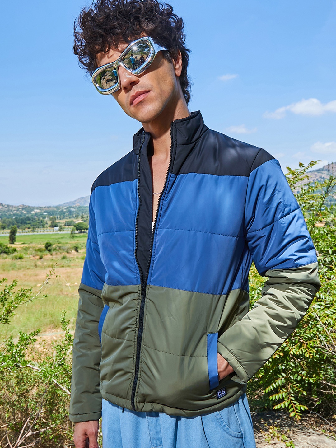 

Campus Sutra Men Colourblocked Stand Collar Lightweight Padded Jacket, Blue