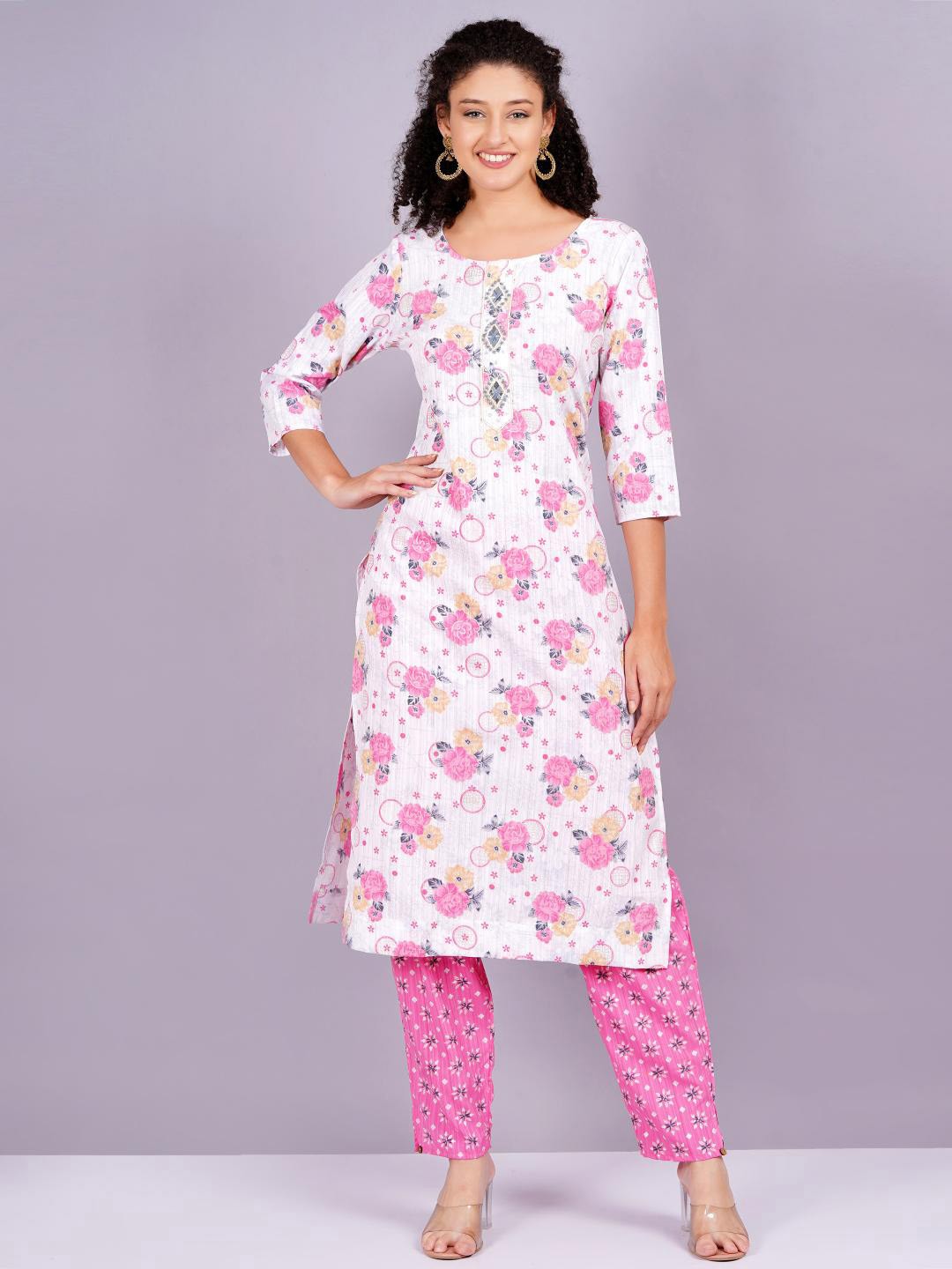 

HIGHLIGHT FASHION EXPORT Women Kurta with Trousers set, Pink