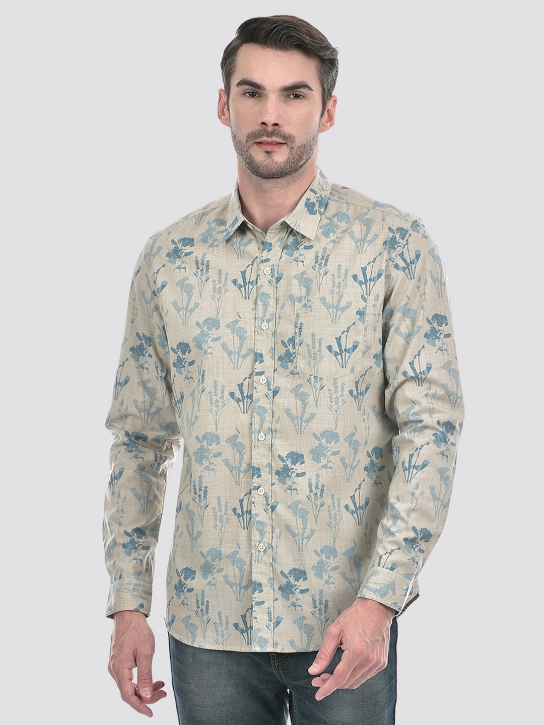 

Numero Uno Men Spread Collar Floral Printed Regular Fit Casual Shirt, Beige