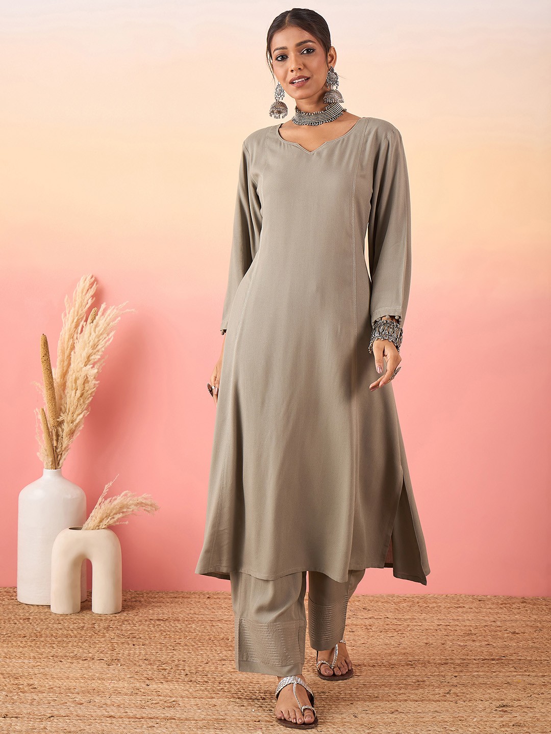 

Madhuni Women Flared Sleeves Kurta with Palazzos, Grey