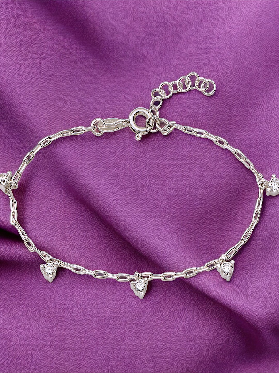 

Taraash 925 Sterling Silver Cubic Zirconia Link Bracelet