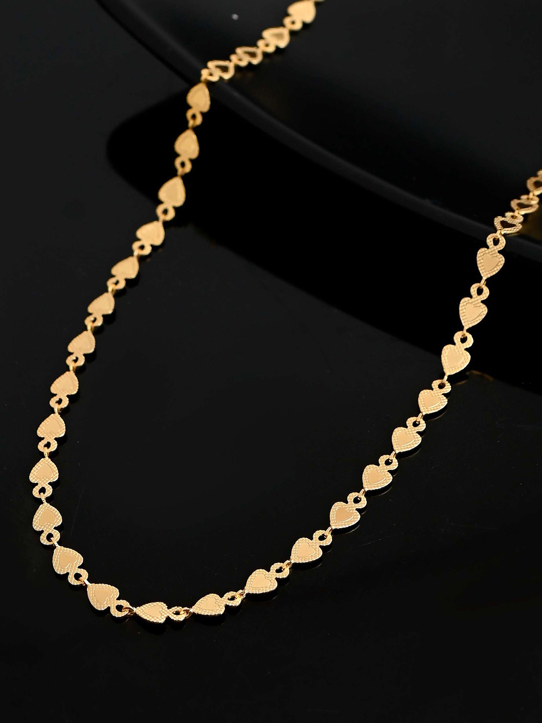 

VOJ Gold Plated Stainless Steel Heart Shaped Chain