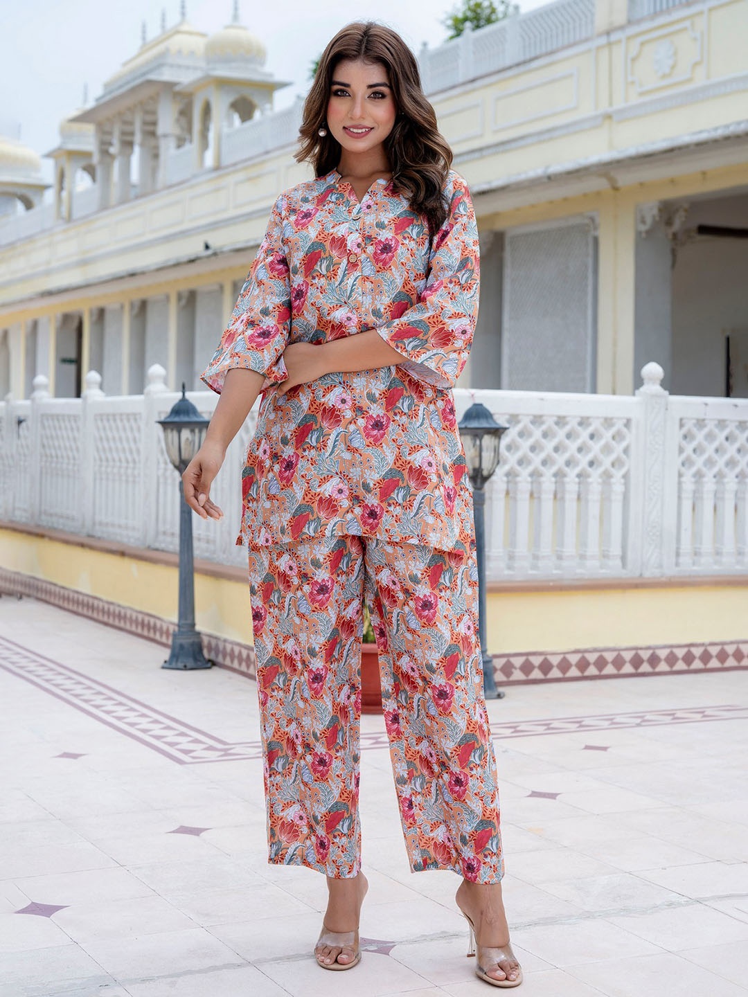 

KALINI Women Floral Printed Regular Kurta with Trousers, Orange
