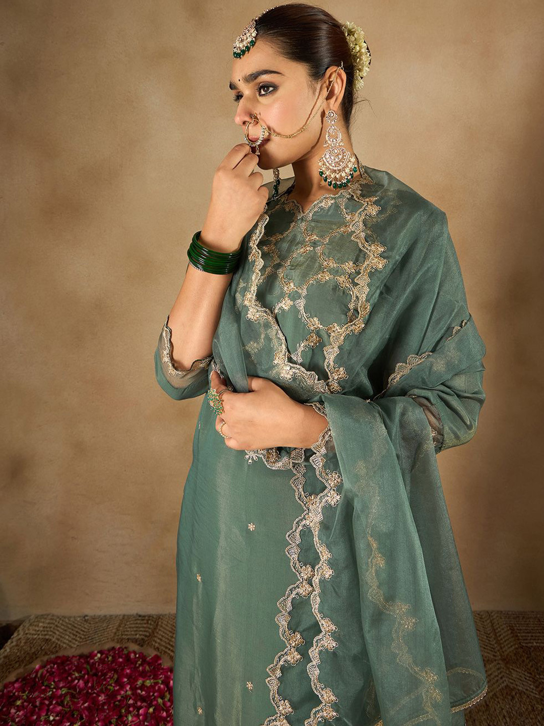

Indo Era Women Ethnic Motifs Embroidered Regular Liva Kurta with Trousers & With Dupatta, Green