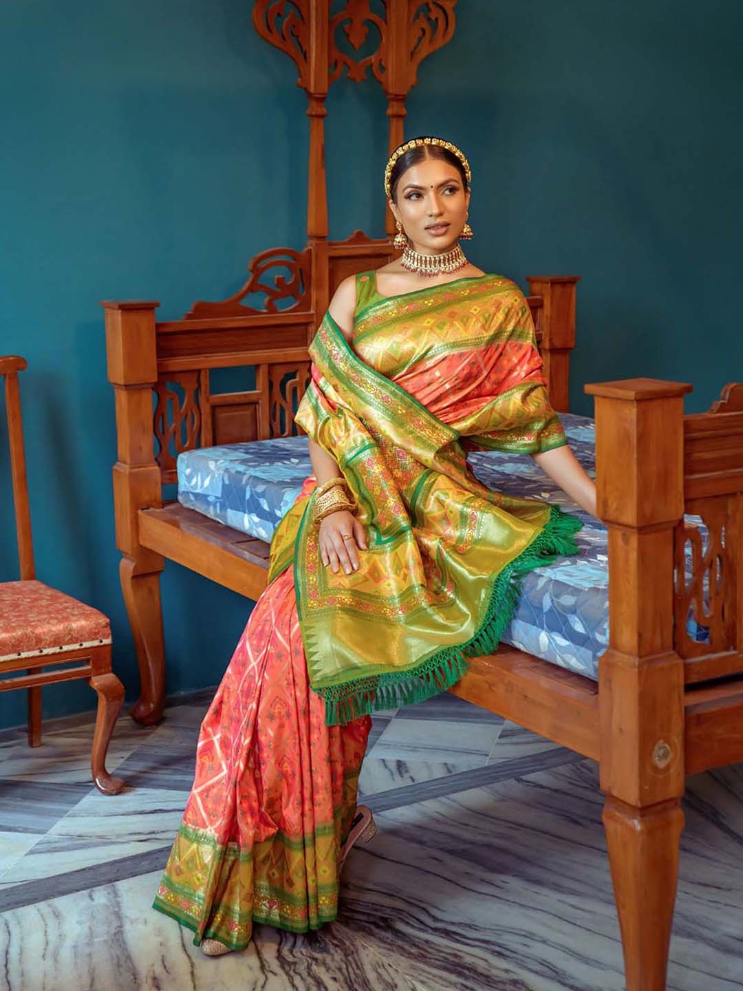 

Kandora Woven Design Zari Pure Silk Banarasi Saree, Red