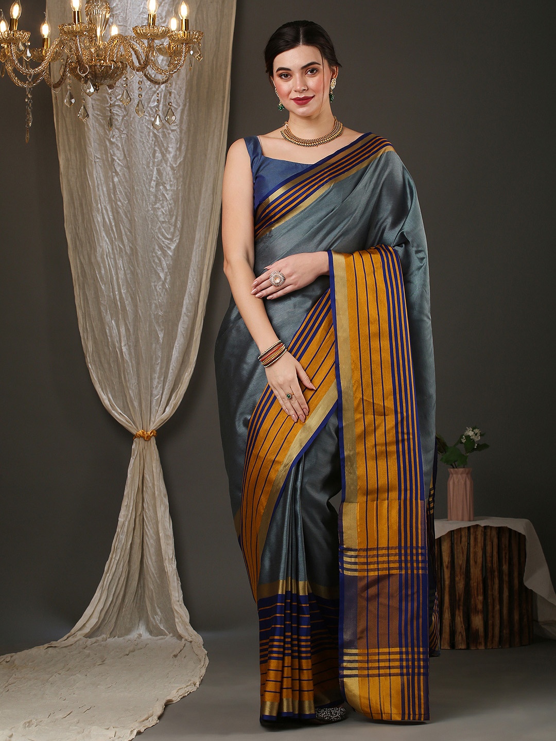 

KALINI Zari Silk Blend Taant Saree, Grey