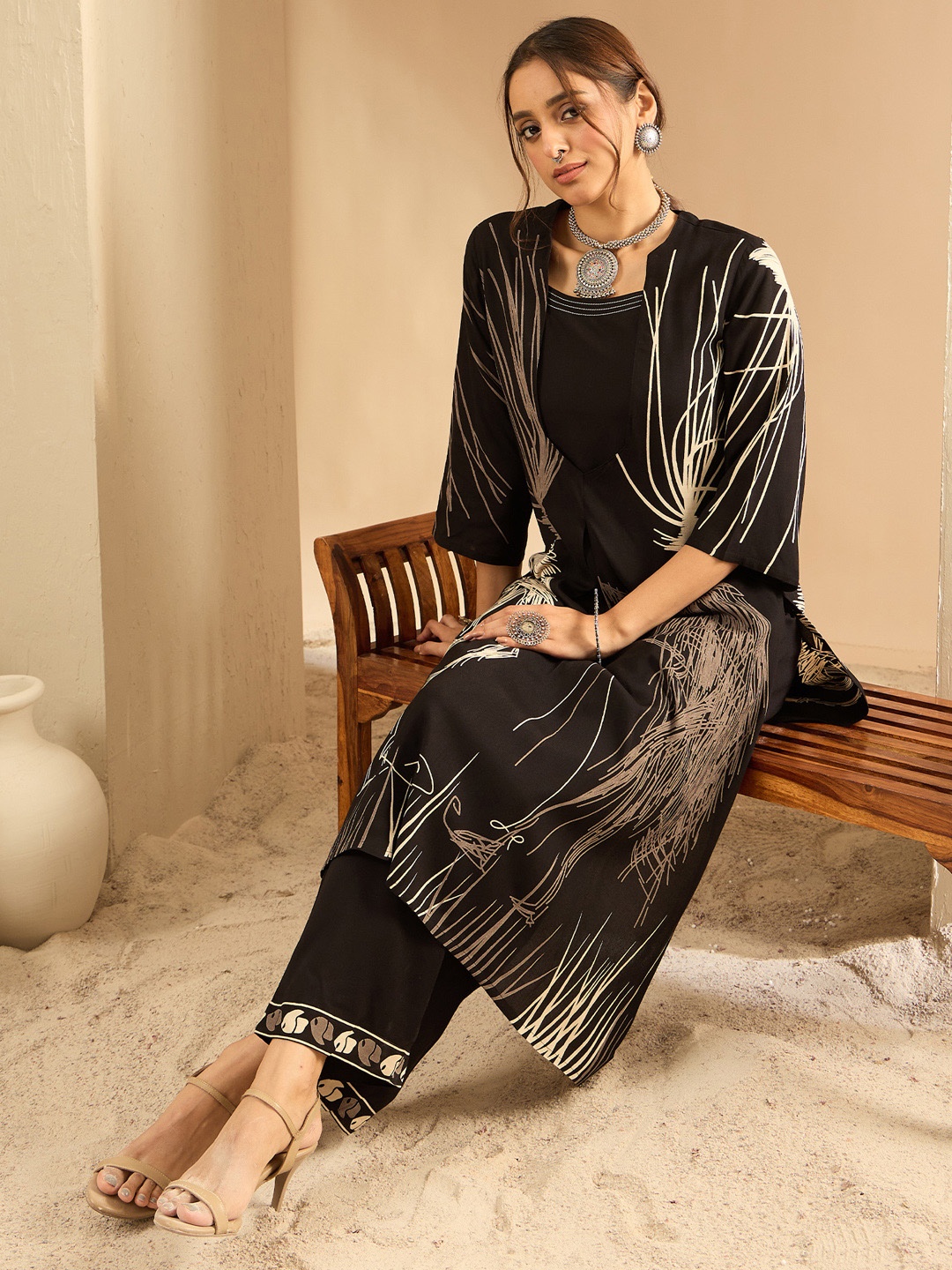 

Indo Era Women Printed Regular Kurta with Trousers, Black